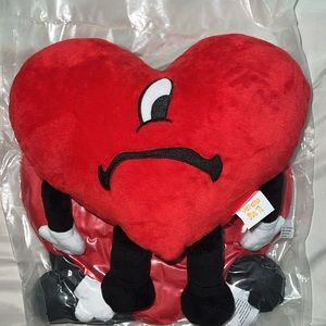 Bad bunny UVST heart plush